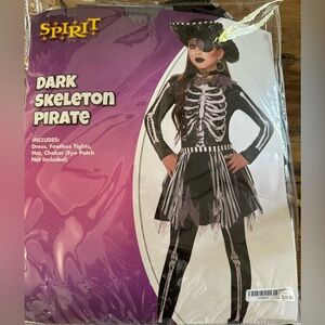 Spirit Halloween costume dark skeleton pirate size large girls size 12